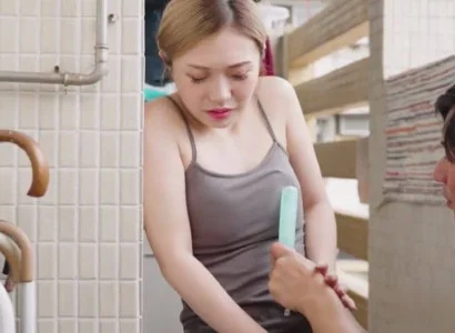 Anh trai giúp em dâu giúp vợ em thực hiện thiên chức