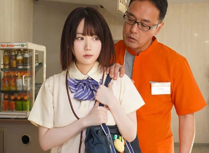 Người quản lý xử lý em gái lấy trộm đồ trong cửa hàng